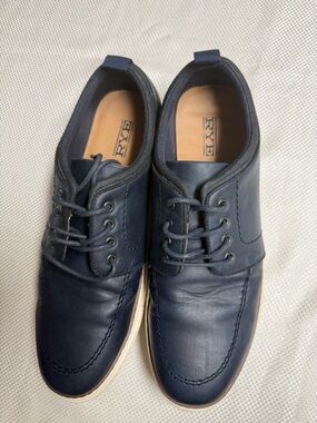 Rye Men's Navy Leather Boat Shoes with Cream Soles